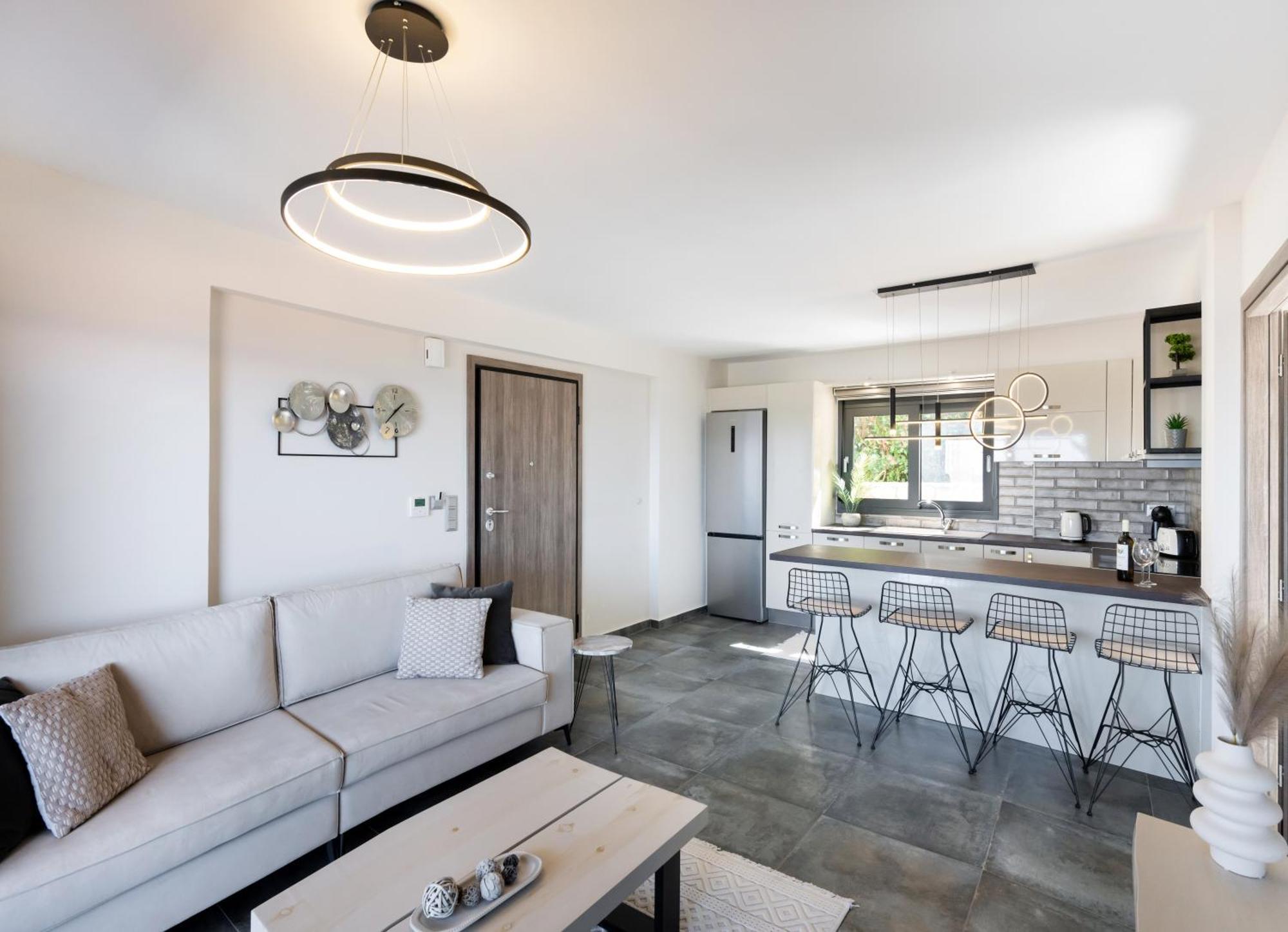 Adam'S Suite Frinion Bagian luar foto